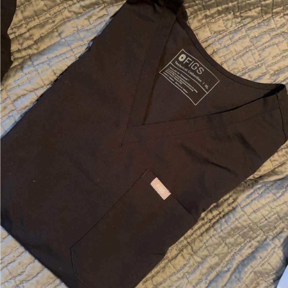 Figs Black Scrub Top XL